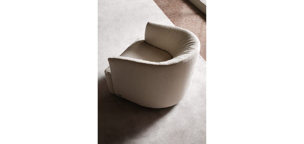 Lady Swivel